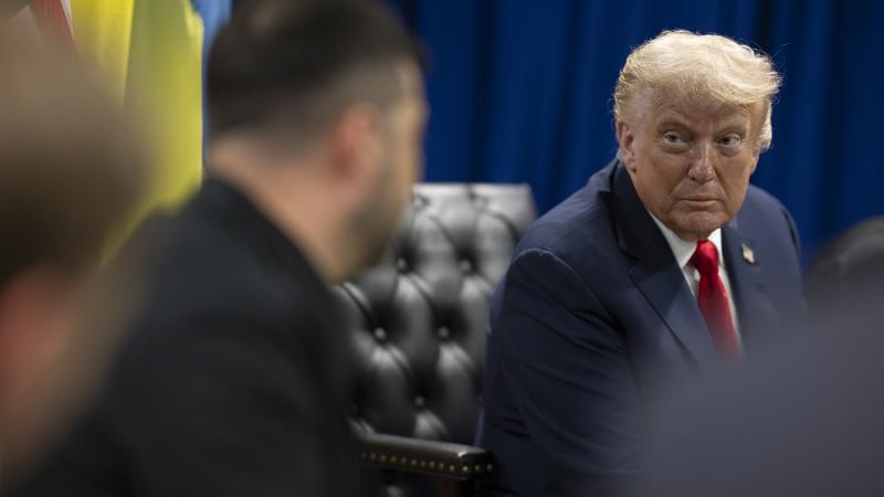 President Donald Trump participates in a bilateral meeting with Ukraine’s President Volodymyr Zelensky (Official White House Photo by Daniel Torok)